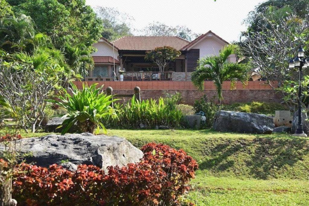 Dusit Talai Resort Mu Si Eksteriør billede