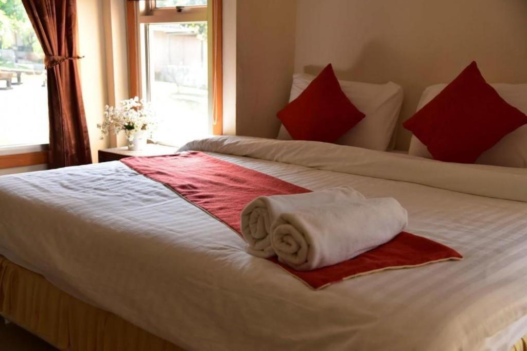 Dusit Talai Resort Mu Si Eksteriør billede