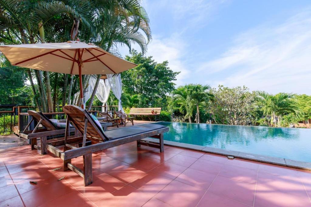Dusit Talai Resort Mu Si Eksteriør billede